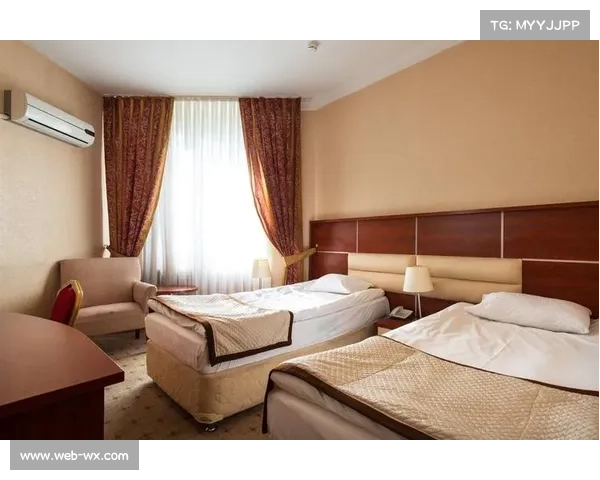 哈萨克斯坦客场更衣室暖心布置，阿拉木图凯拉特感谢欧足联关怀